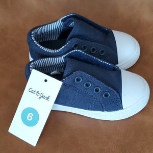 NWT |Cat & Jack toddler boy slip on shoes | Size 6